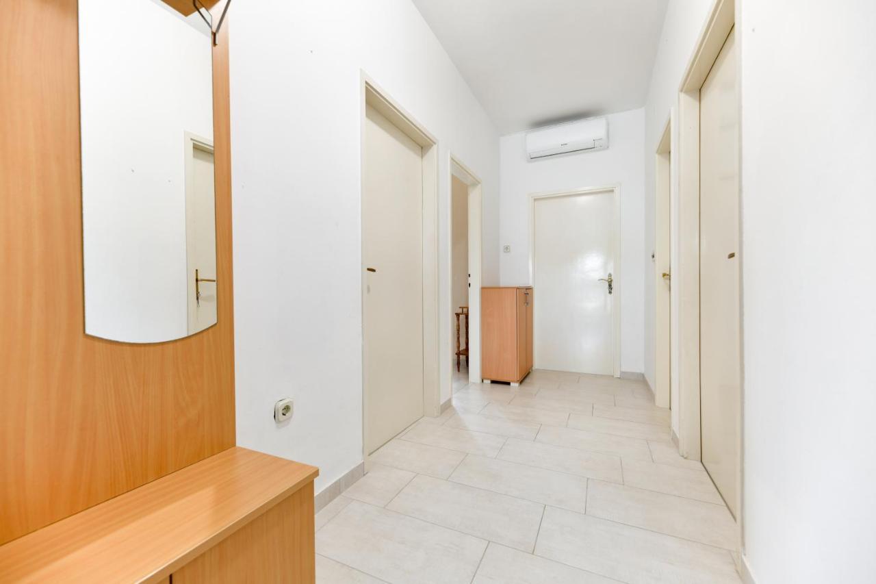 Apartment Mare Sukosan
