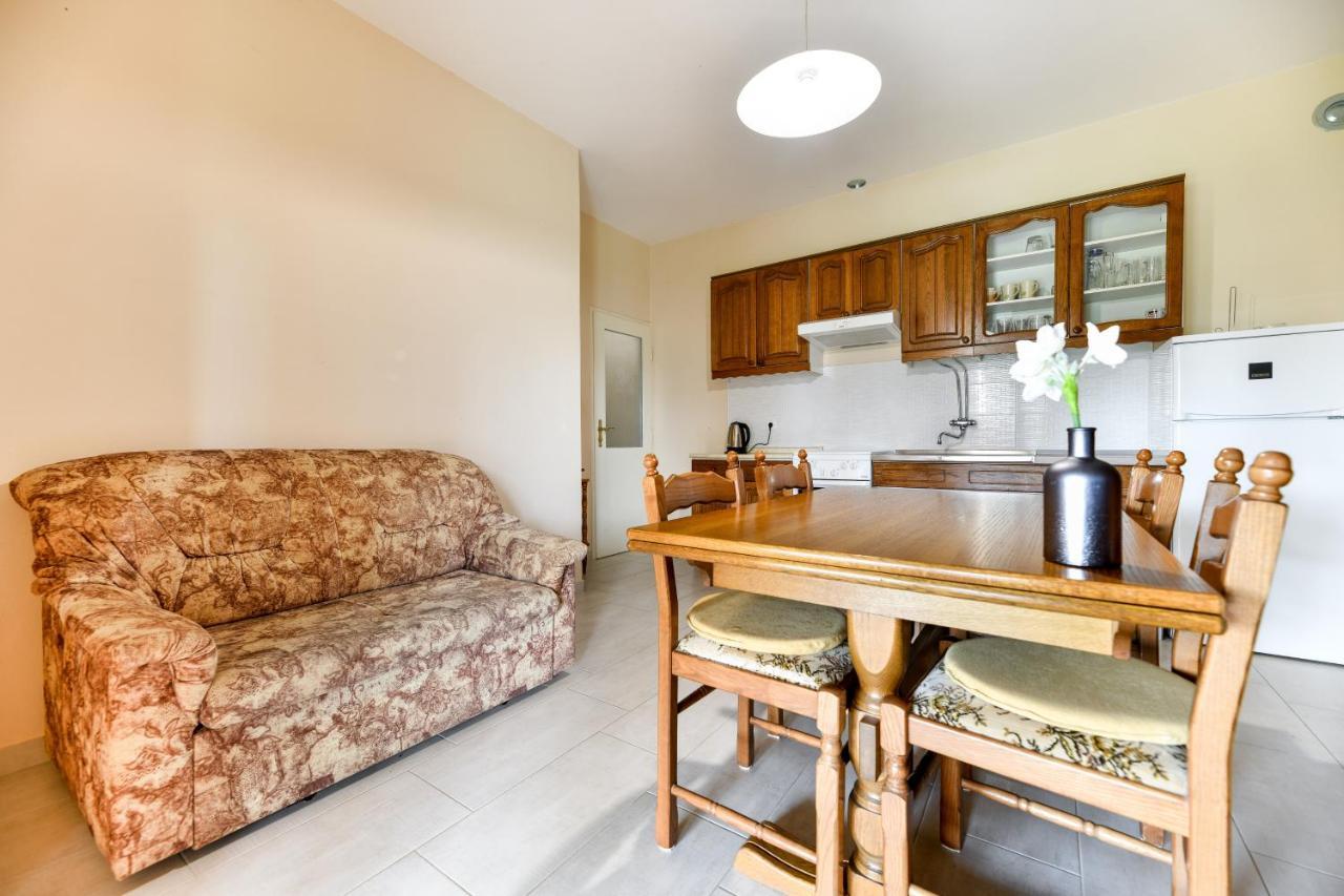 Mare Apartment *
