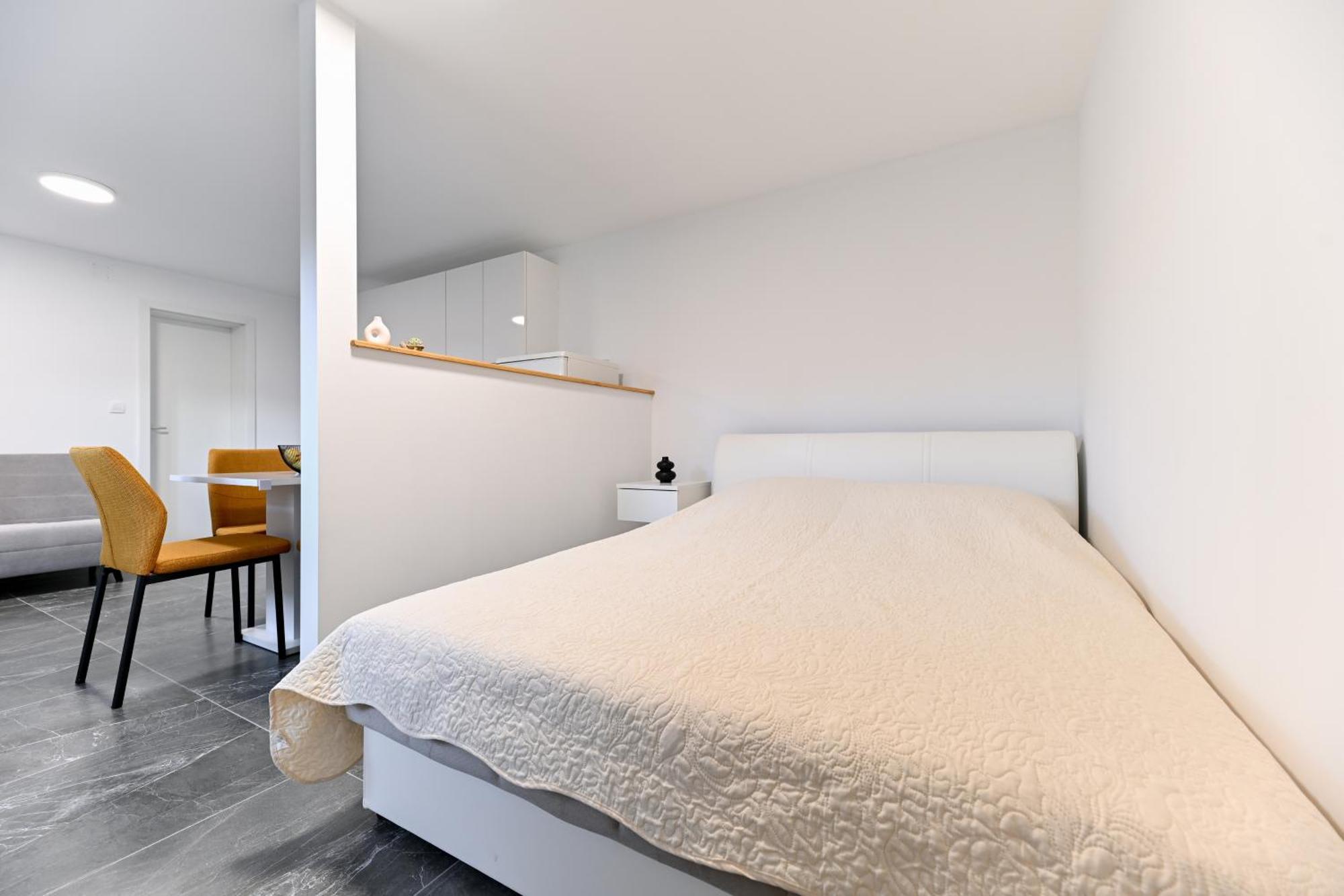 Mare Apartment *