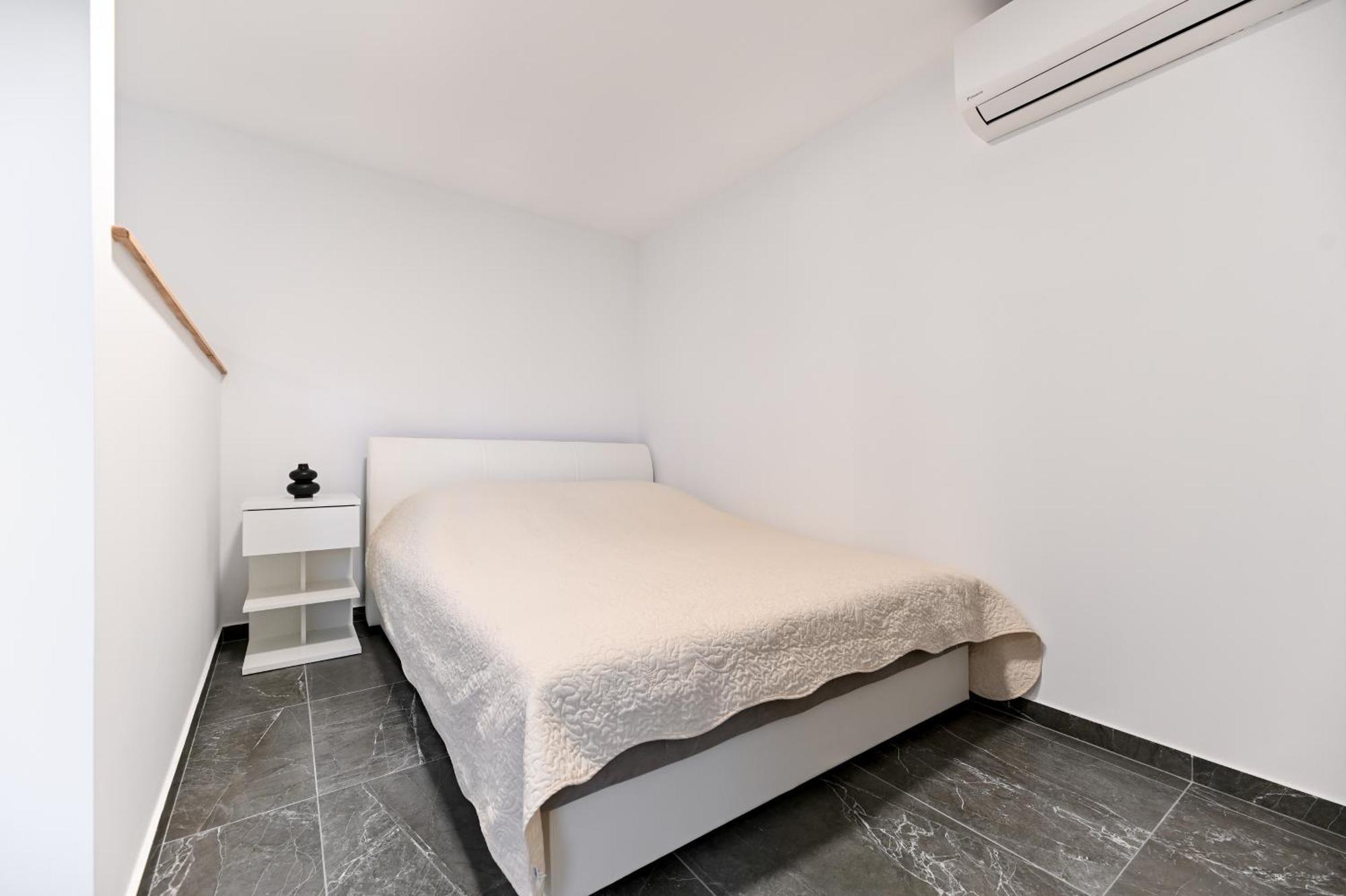 Mare Apartment Sukosan
